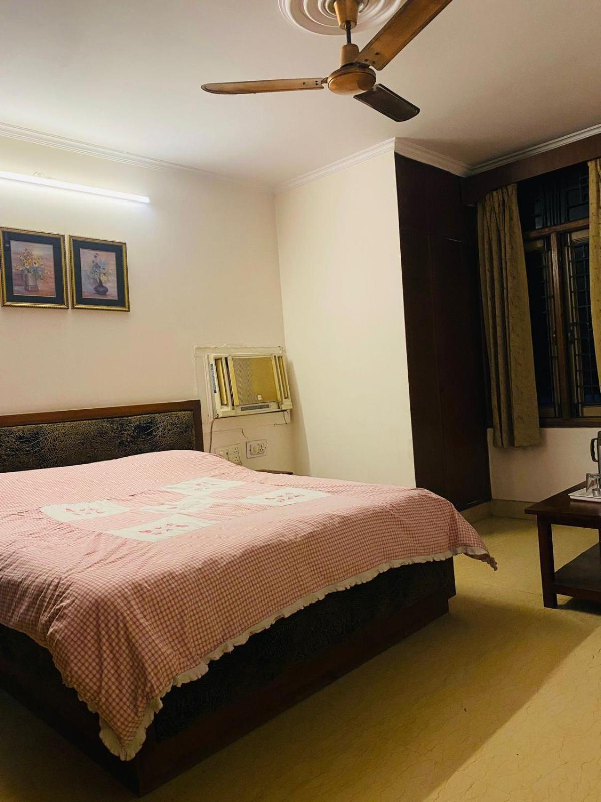 Hotel Mayur Deluxe Meerut Zewnętrze zdjęcie